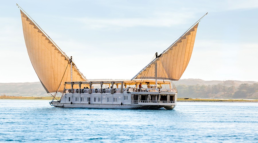 amoura boat dahabiya cruise