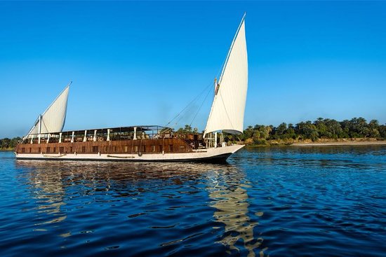 Nebyt dahabiya boat cruise